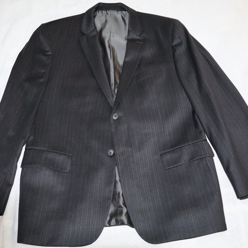 S. Cohen Men’s Gray Pinstripe Suit Jacket And Pants 44R X 38W